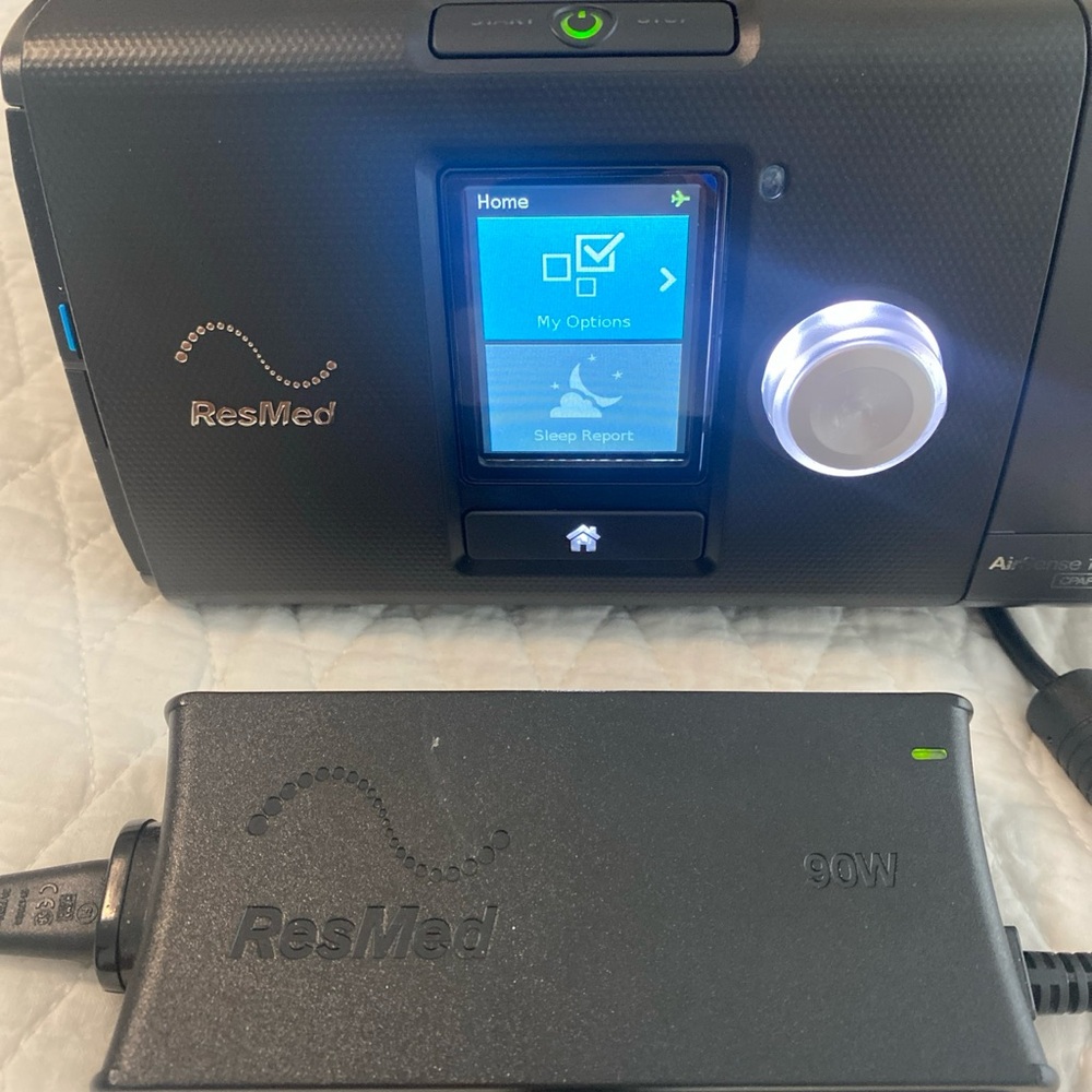CPAP Machine ResMed Air Sense 10 
Complete with accessories. 
Only 52 hours.